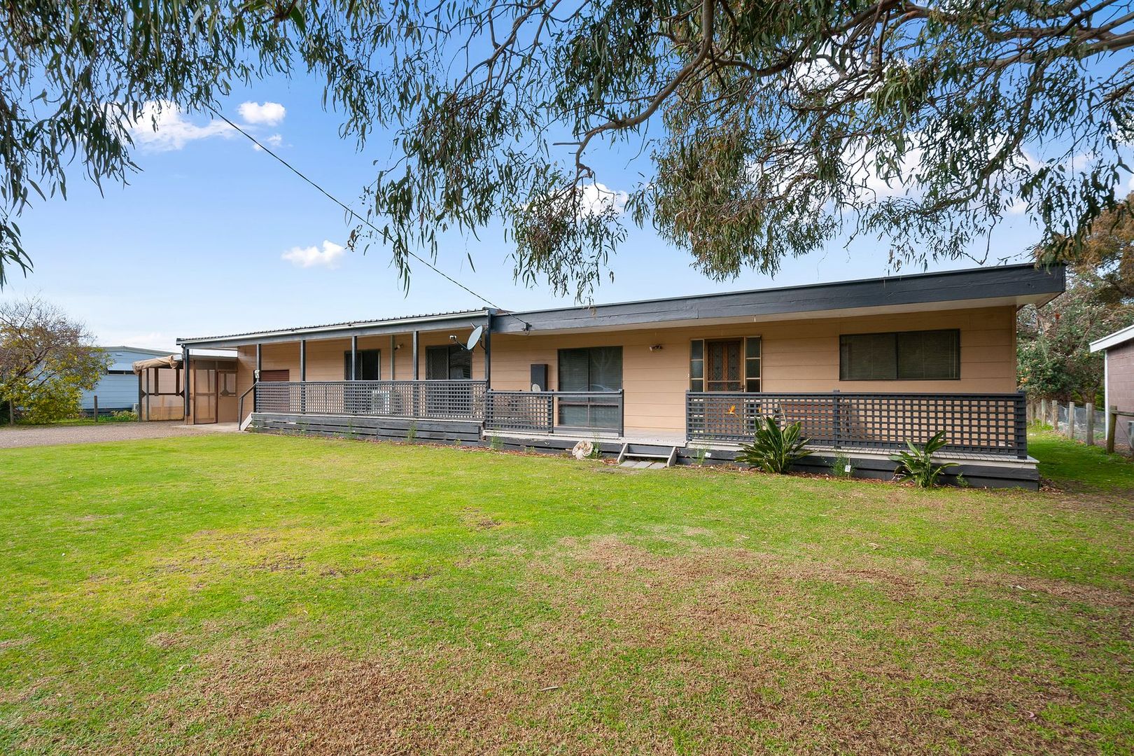 6365 Wallaby Street, Loch Sport Property History & Address Research