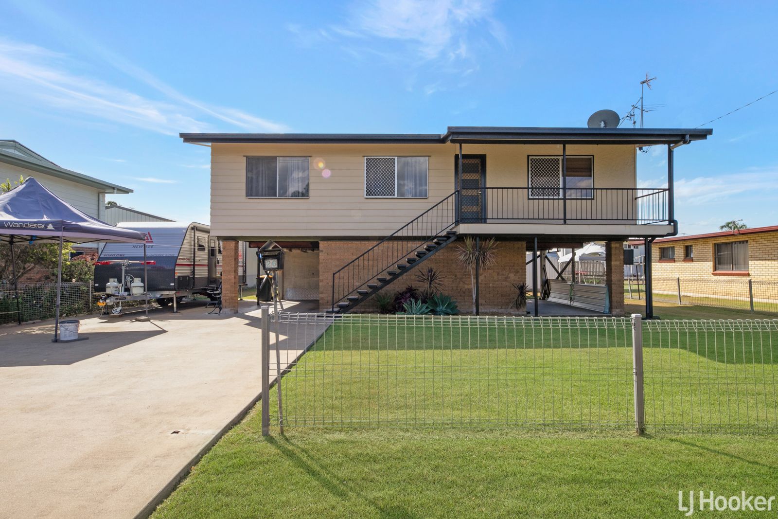 3 bedrooms House in 26 Elwing Street KAWANA QLD, 4701