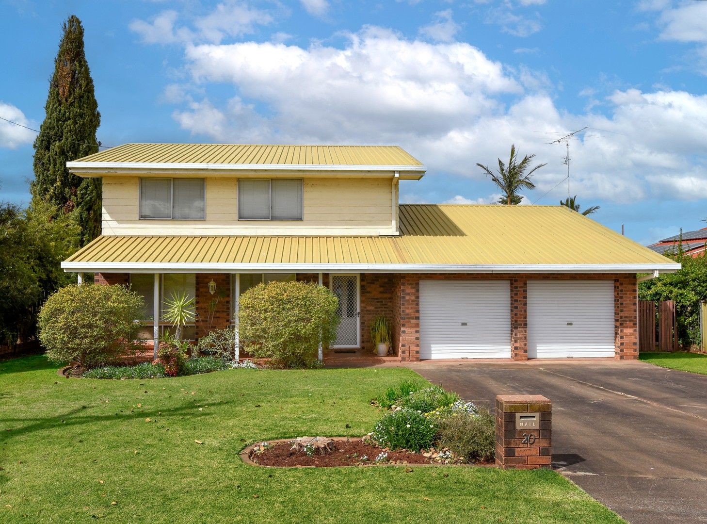 20 Risson St, Wilsonton Heights QLD 4350, Image 0