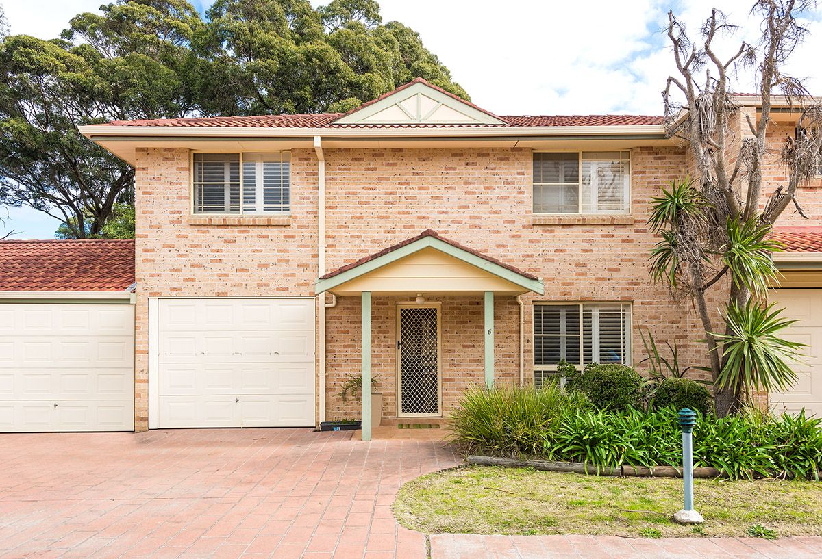3 bedrooms Townhouse in 6/80-82 Flora Street KIRRAWEE NSW, 2232