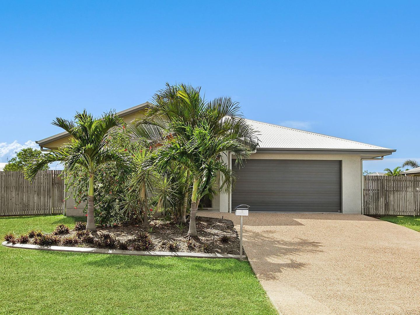 Bohle Plains QLD 4817 4 beds house for Sale, 420,000 440,000