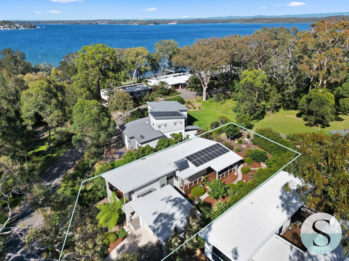 22 Lake Point Way, Murrays Beach NSW 2281 Domain