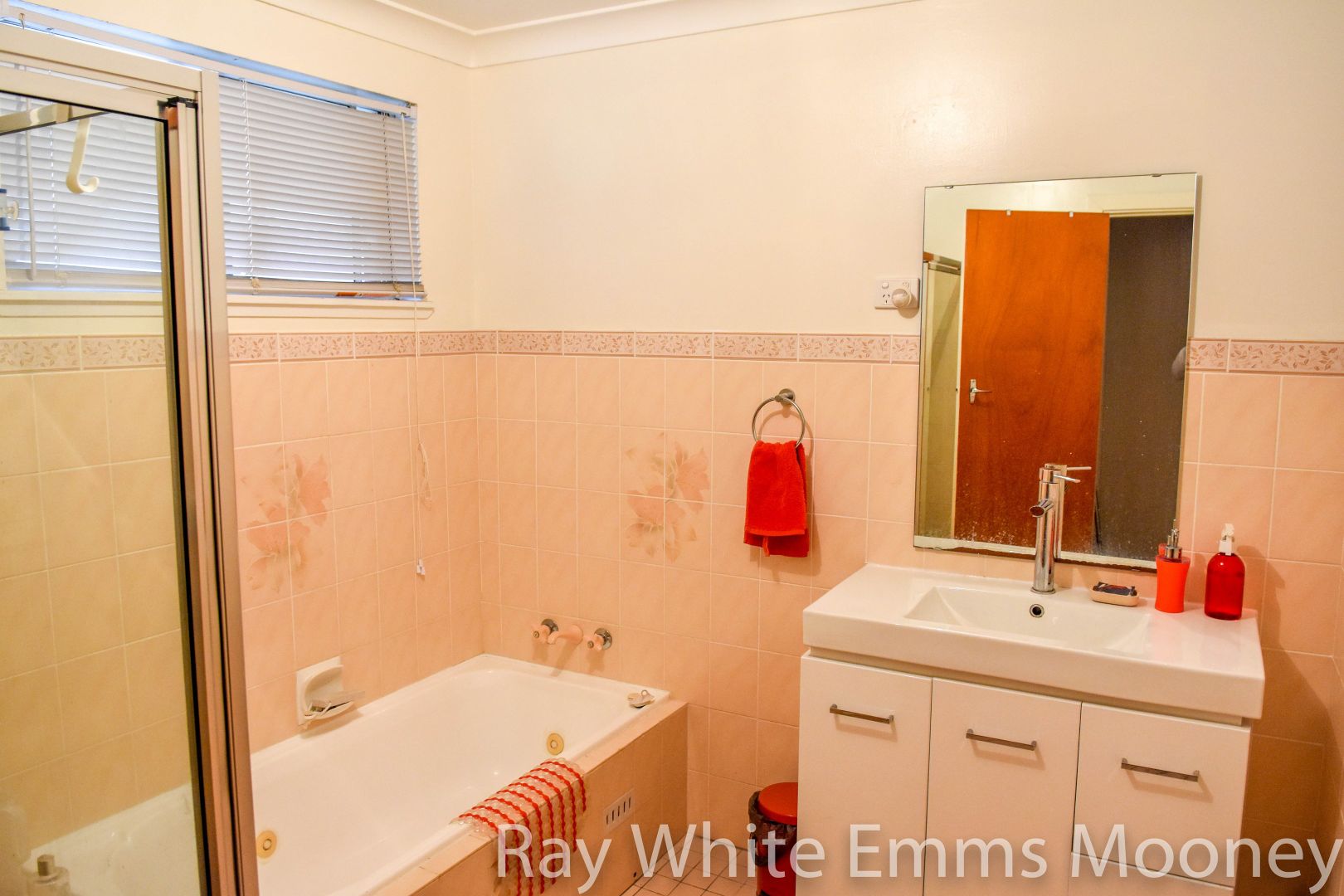 70 Boyd Street, Kelso NSW 2795, Image 1