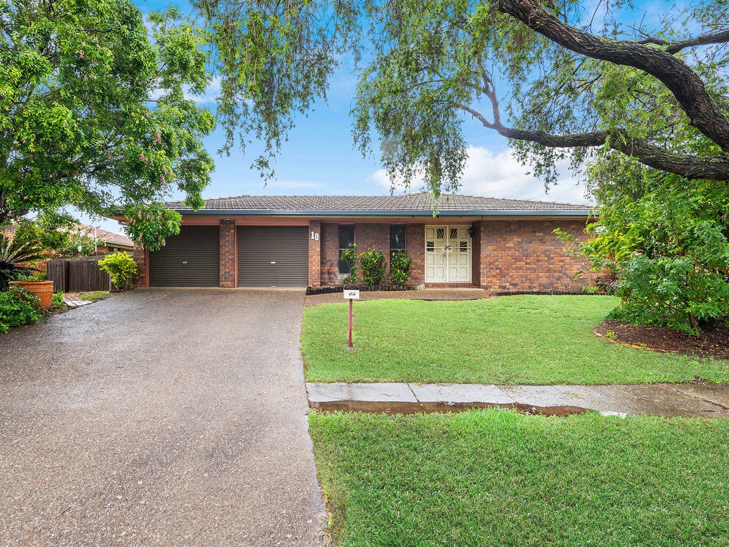 10 Bedivere Street, Carindale QLD 4152 Domain