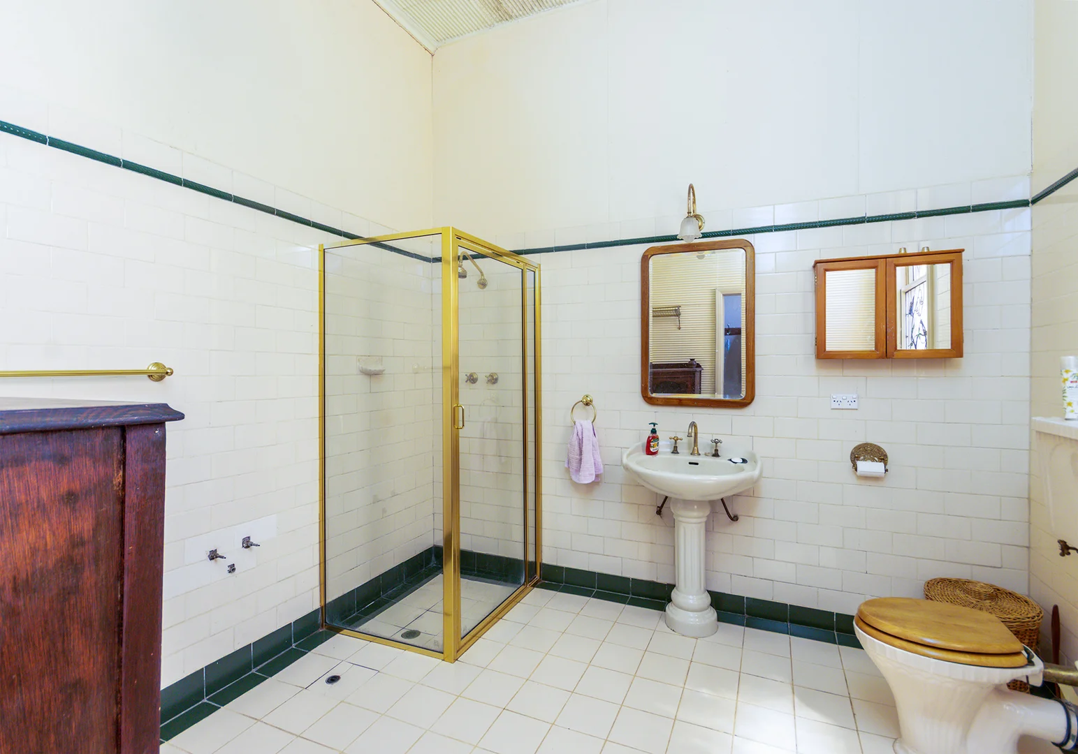 Image 32