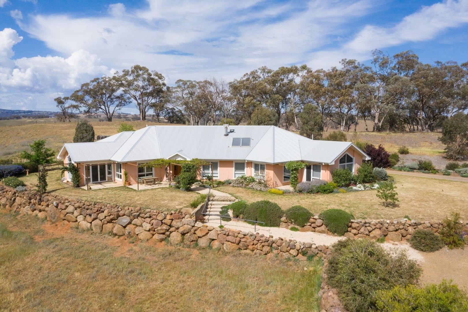 1953 The Escort Way, Orange NSW 2800, Image 0