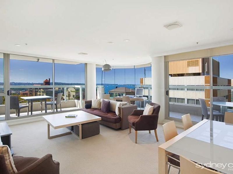 2 bedrooms Apartment / Unit / Flat in 7 Rockwall Crescent POTTS POINT NSW, 2011