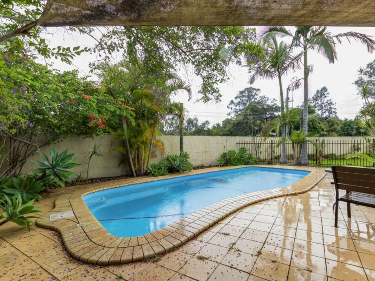 4 bedrooms House in 49 Dobell Street INDOOROOPILLY QLD, 4068