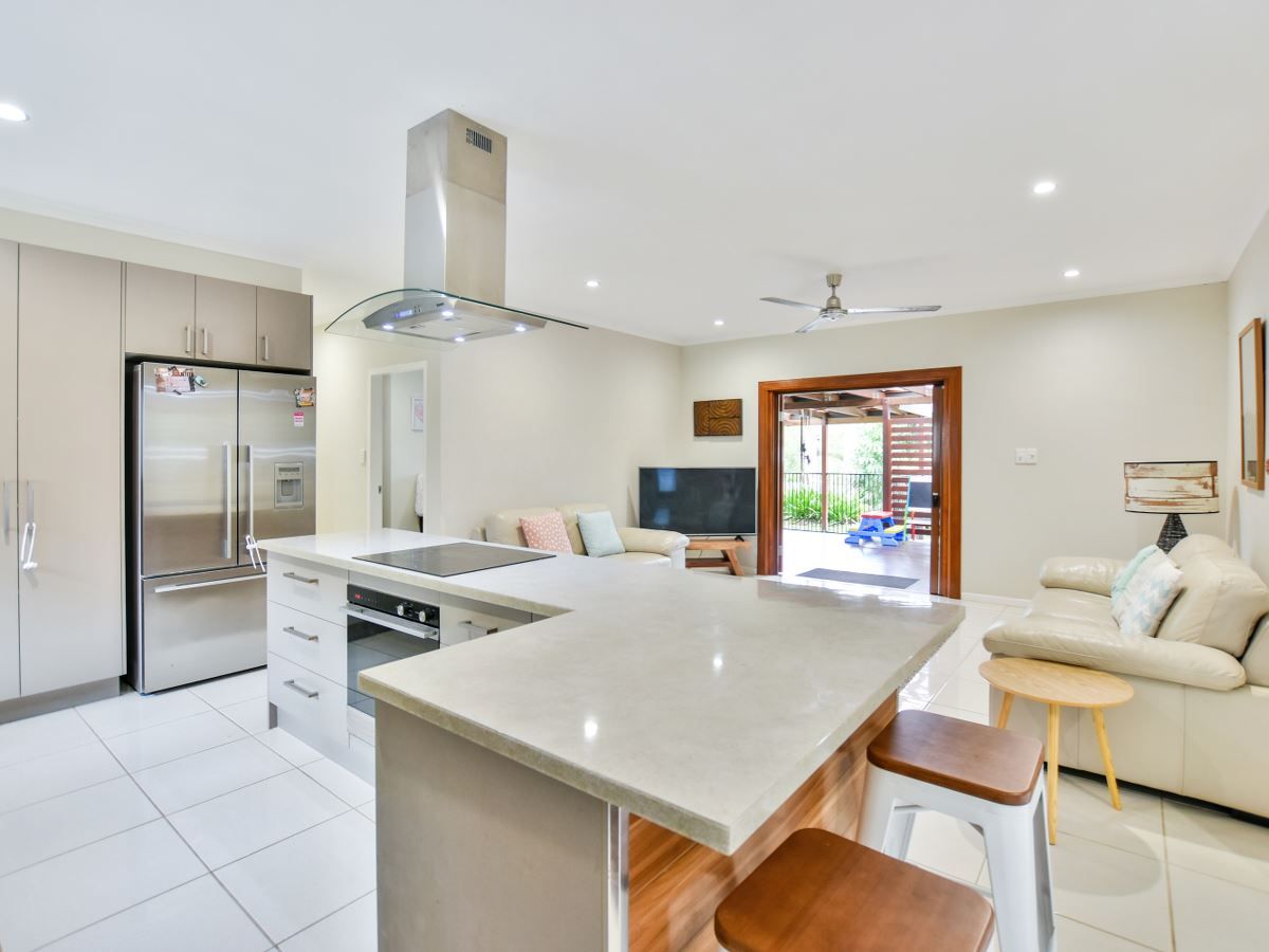 2 Milford Close, Kanimbla QLD 4870, Image 2