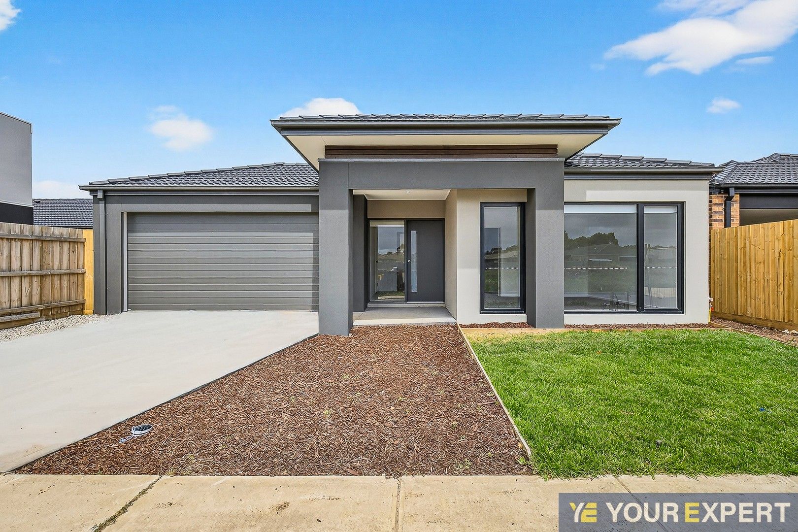 4 bedrooms House in 31 Dream Avenue CRANBOURNE EAST VIC, 3977