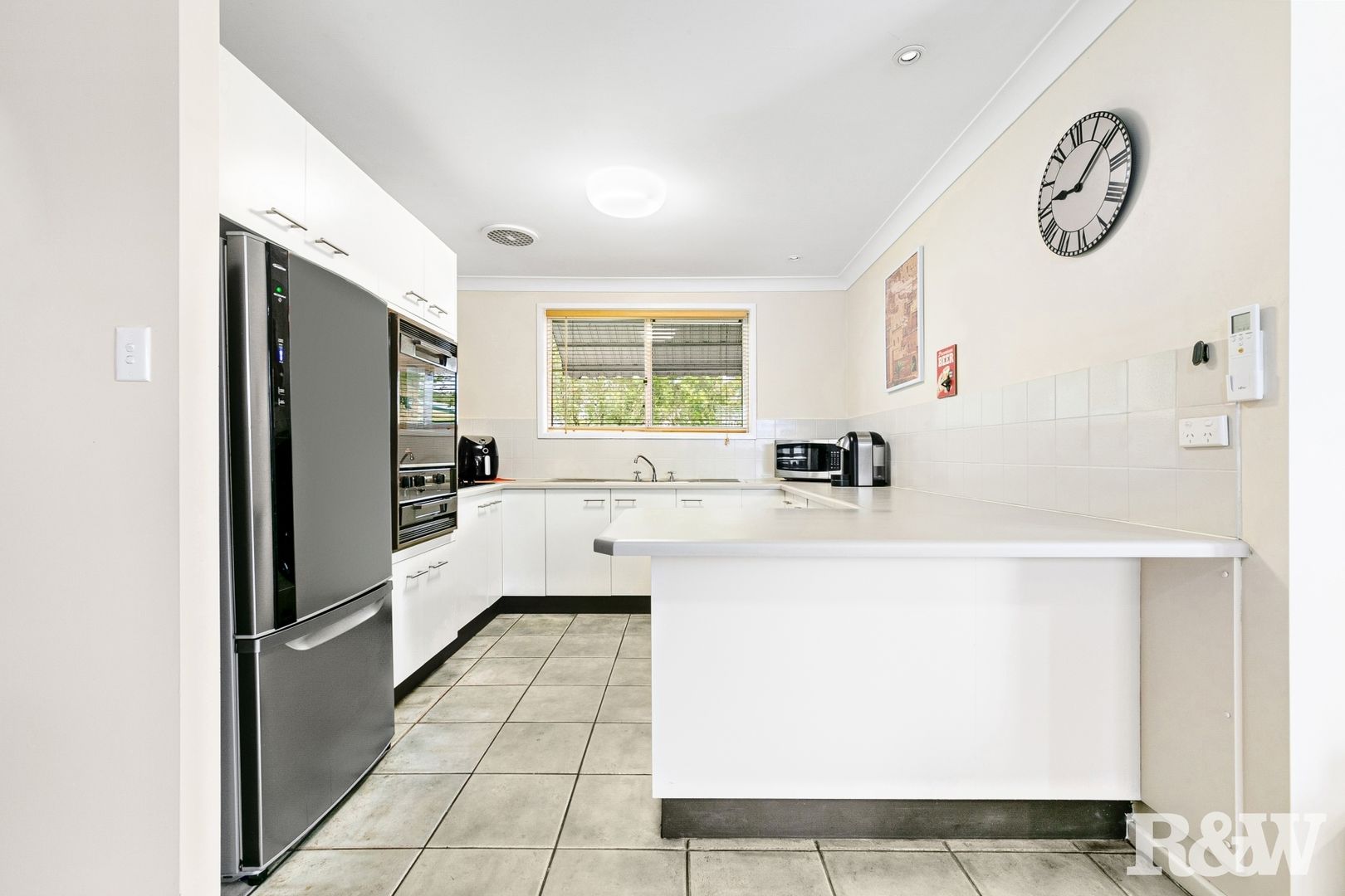 2/2 Welwyn Grove, Point Clare NSW 2250, Image 2