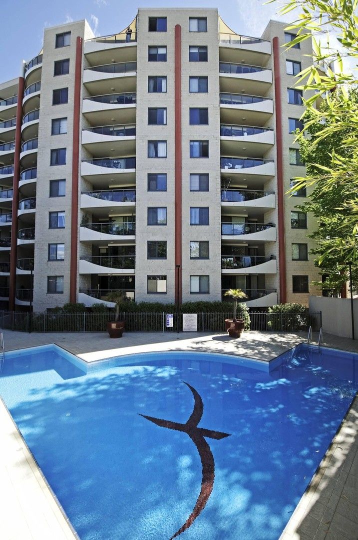 2 bedrooms Apartment / Unit / Flat in 111/86 Northbourne Avenue BRADDON ACT, 2612