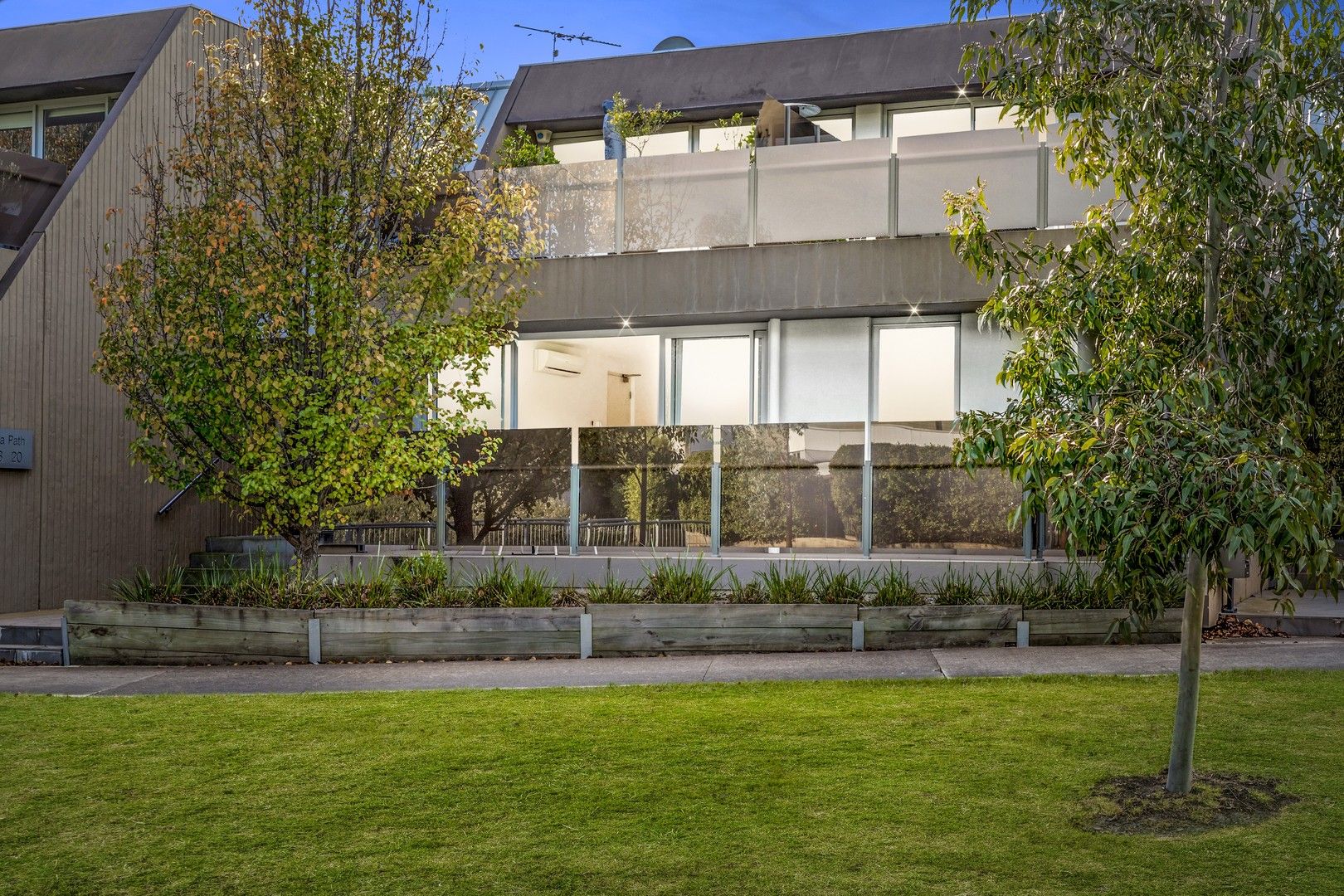 18 Magnolia Path, Maidstone VIC 3012, Image 1