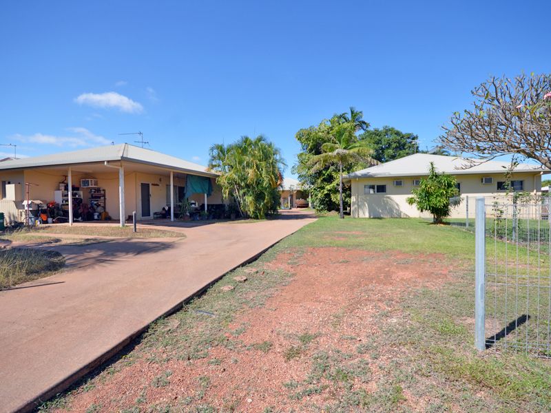 11 Christie Avenue, Nanum QLD 4874, Image 1