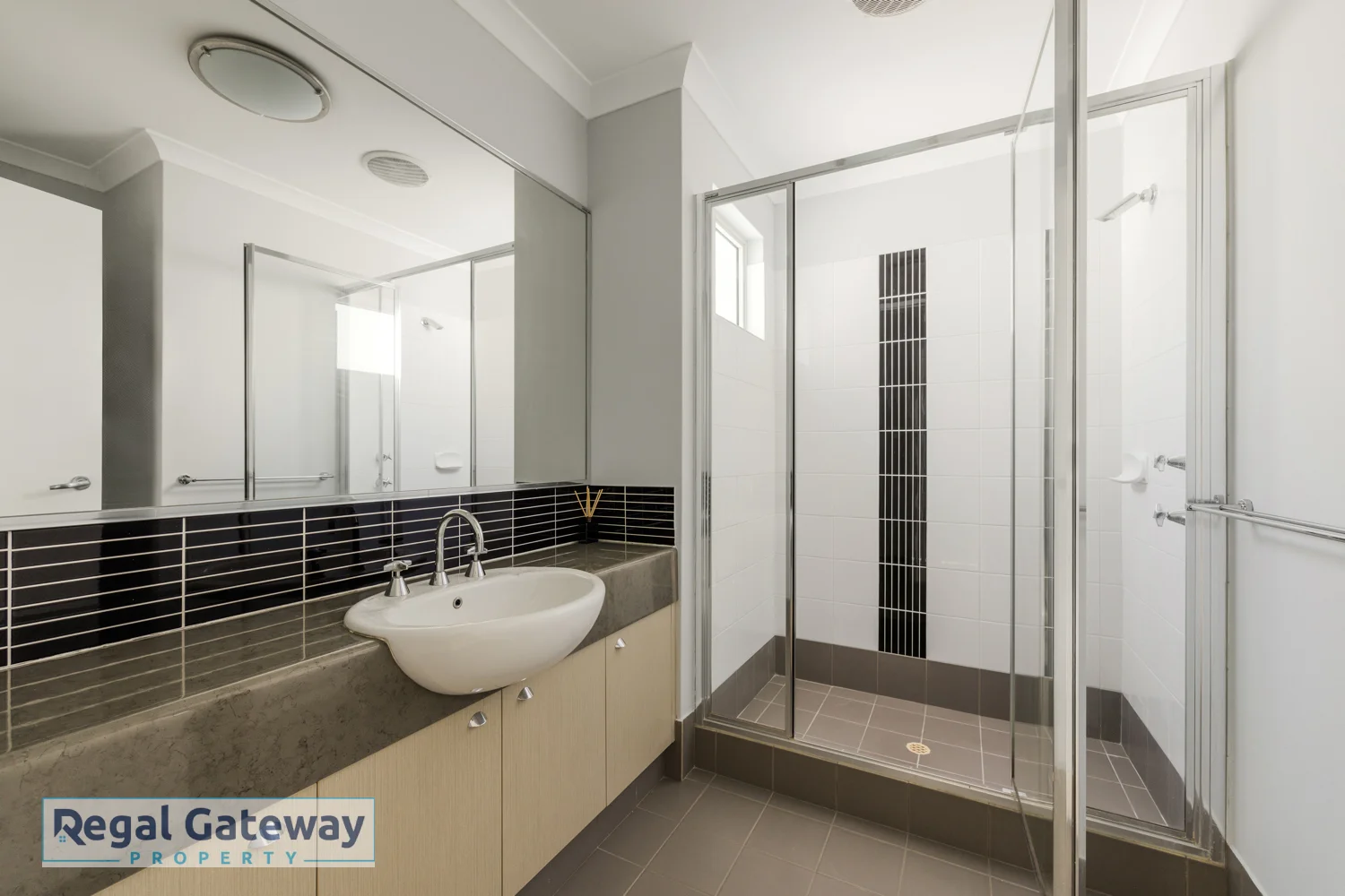 Additional image 8 of 11/1 Humboldt Entrance, Aubin Grove WA 6164