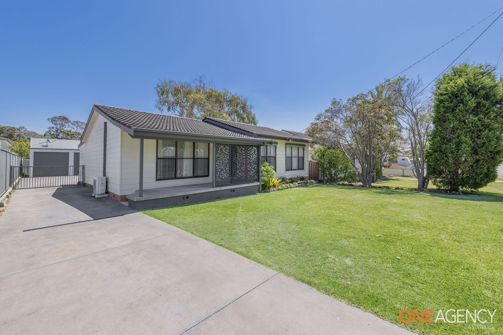 143 Macquarie Grove, Caves Beach Property History & Address Research