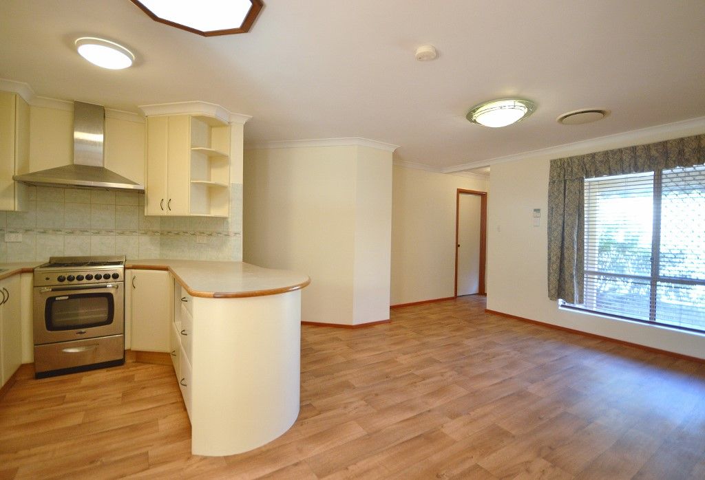 2/143 Shepperton Road, Victoria Park WA 6100 Apartment For Rent