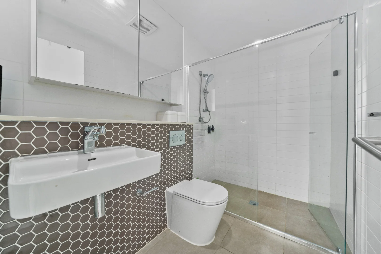 Additional image 8 of 322/2 Thallon Street, Carlingford NSW 2118