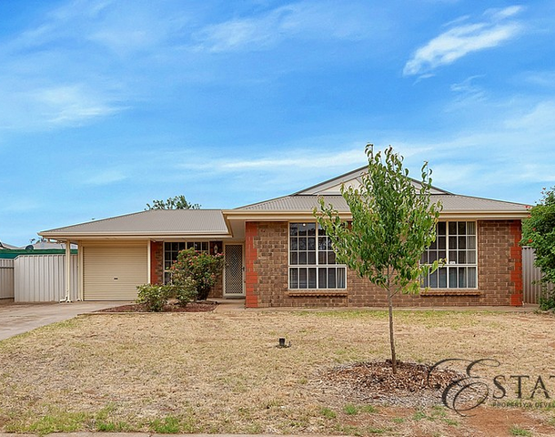 36 Sterling Court, Smithfield Plains SA 5114