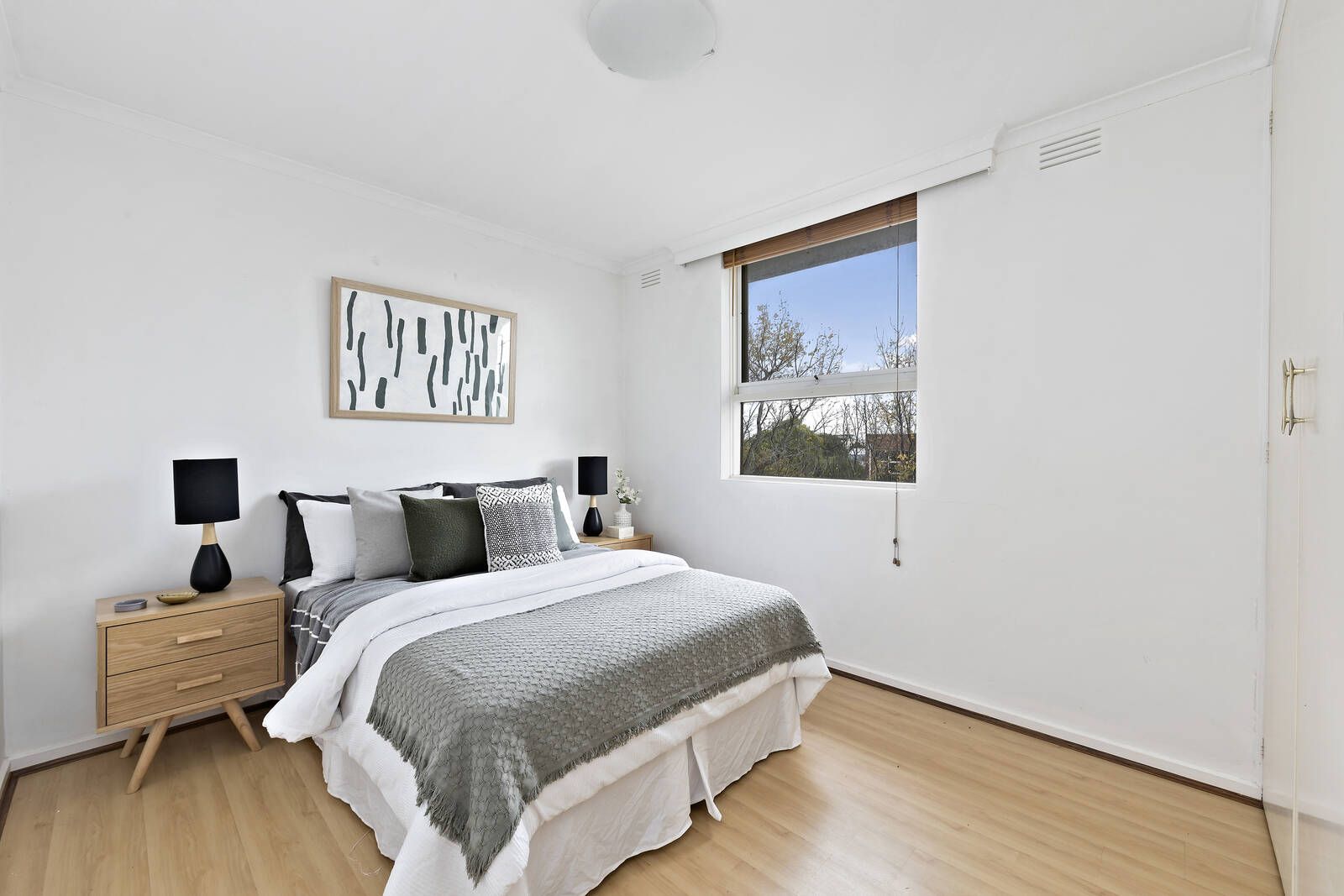 12/37 Somerville Road, Yarraville VIC 3013, Image 2