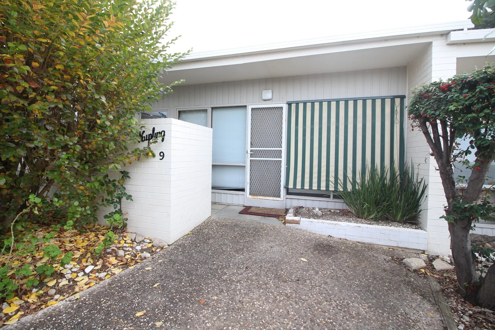 9/94 Aphrasia Street, Newtown VIC 3220