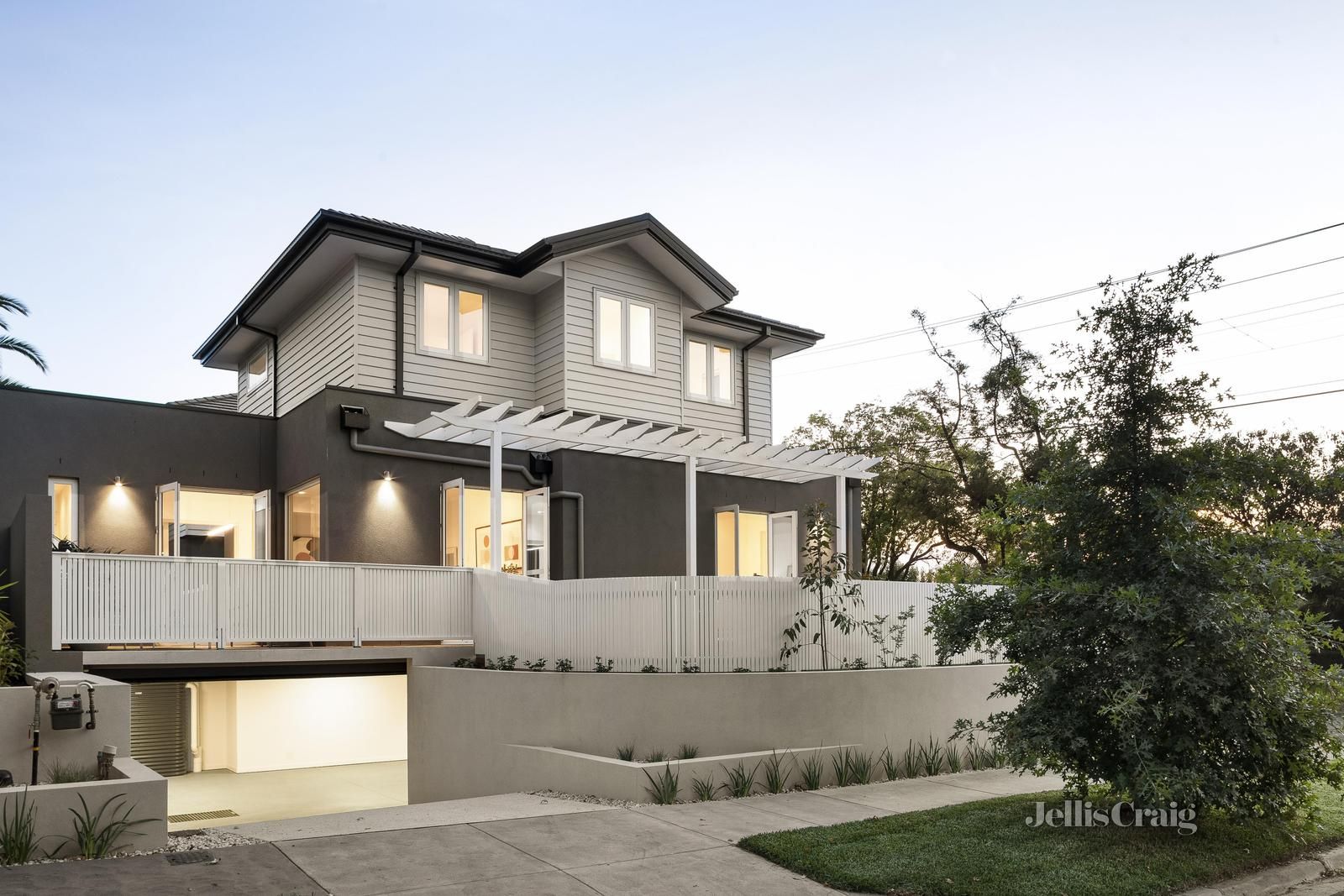 18 Milverton Street, Camberwell VIC 3124, Image 1