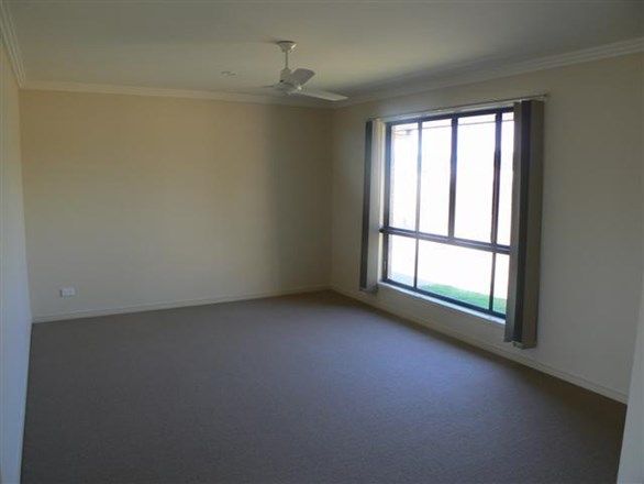 Unit 2/3 Chelsea Ct (L103), URRAWEEN QLD 4655, Image 1