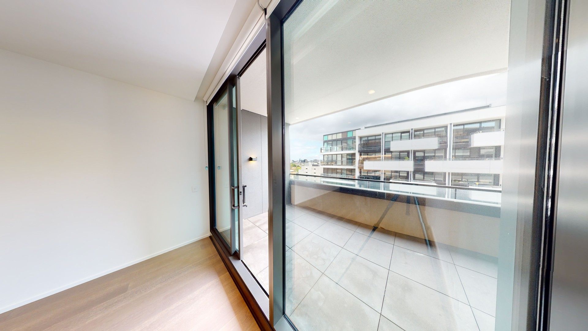 2 bedrooms Apartment / Unit / Flat in 721/631 Victoria Street ABBOTSFORD VIC, 3067