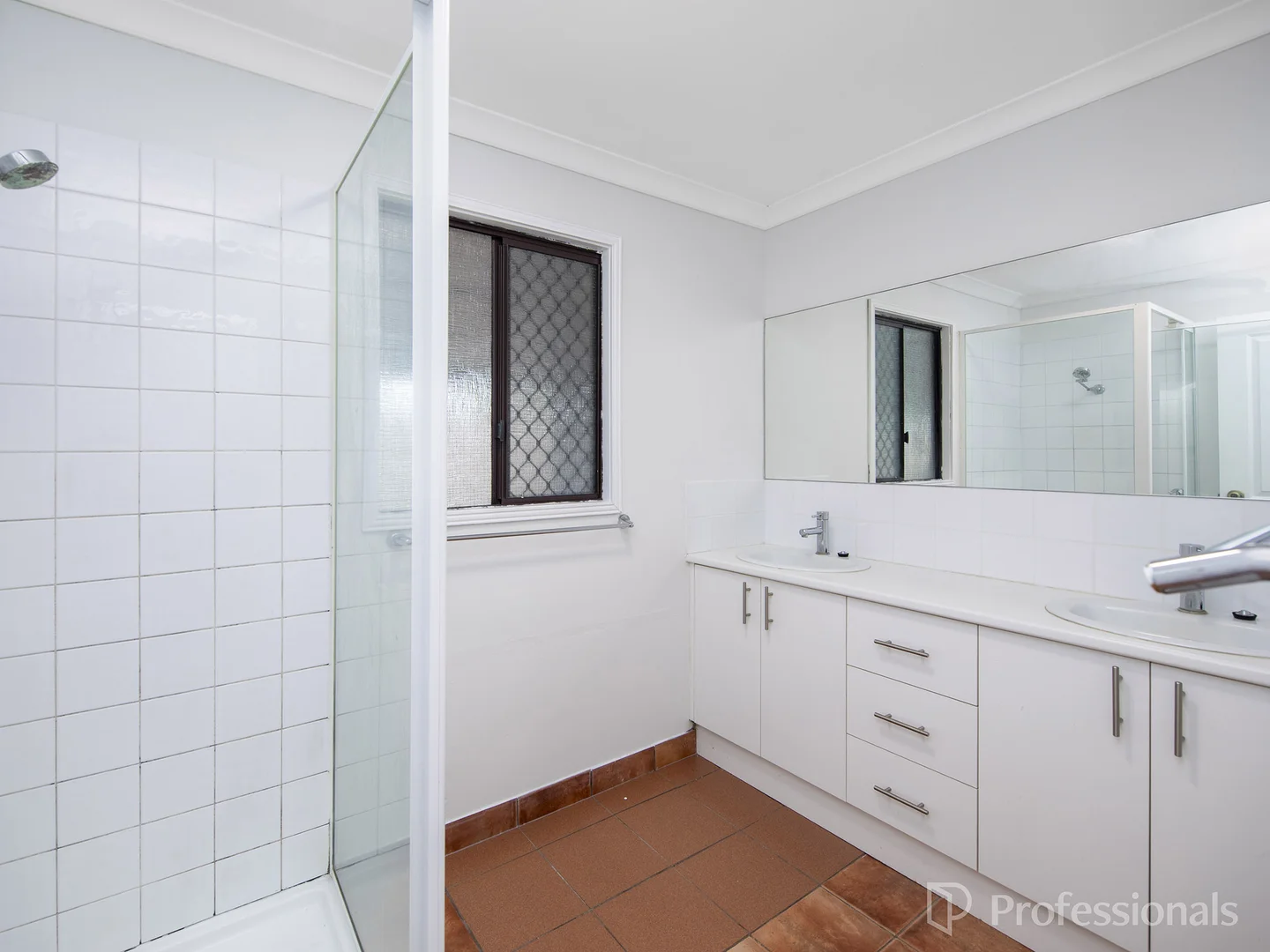 Additional image 11 of 130 Kingfisher Avenue, Ballajura WA 6066