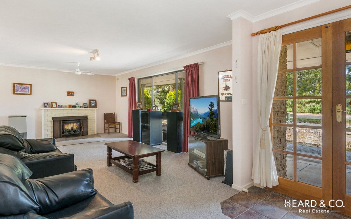 411 Huntly-Fosterville Road, Bagshot VIC 3551, Image 2