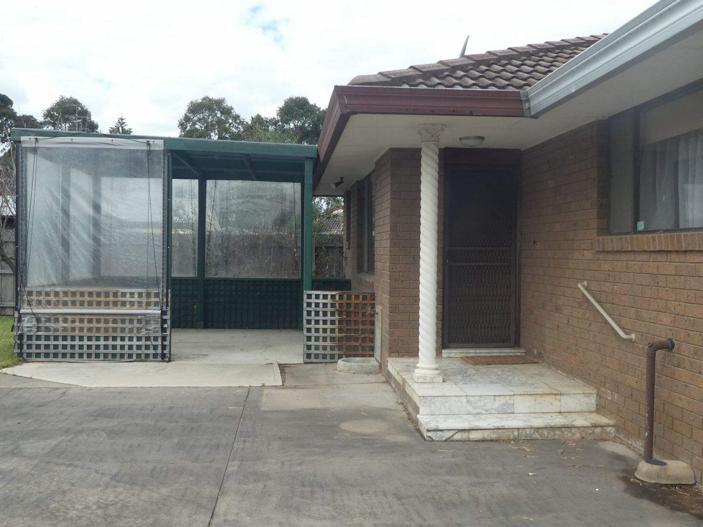 6 Jefferson Street, Bairnsdale VIC 3875 House For Rent Domain