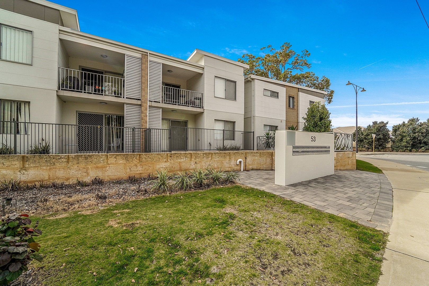 4/53 Gaebler Road, Hammond Park WA 6164, Image 0