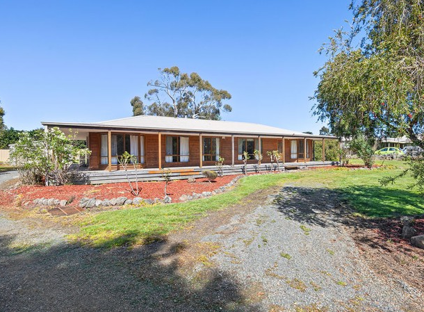 453 Old Melbourne Road, Ballan VIC 3342