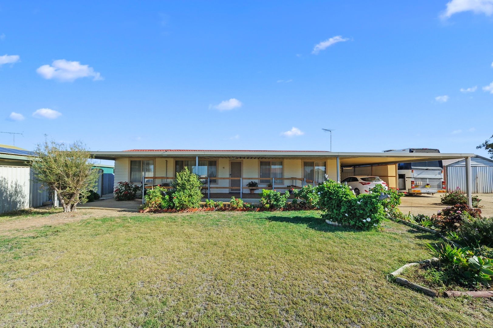 11 Kulpara Street, Clinton SA 5570, Image 1