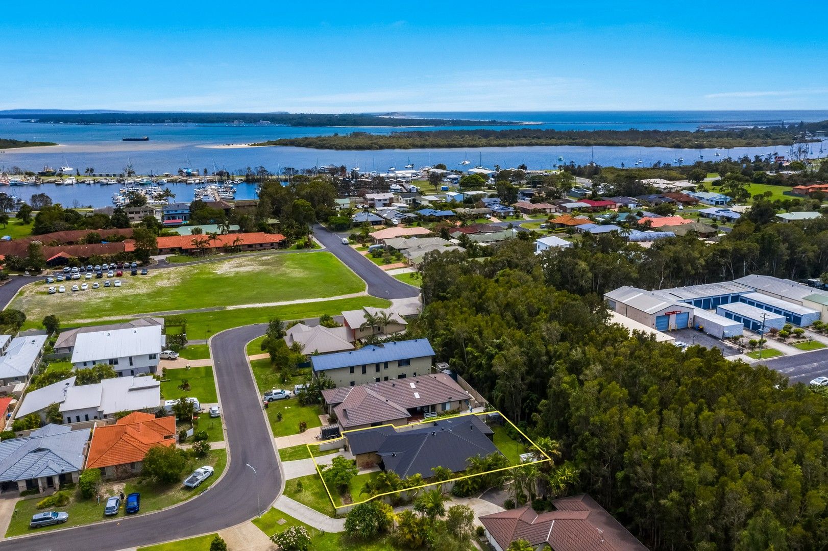 7 William Avenue, Yamba NSW 2464, Image 0