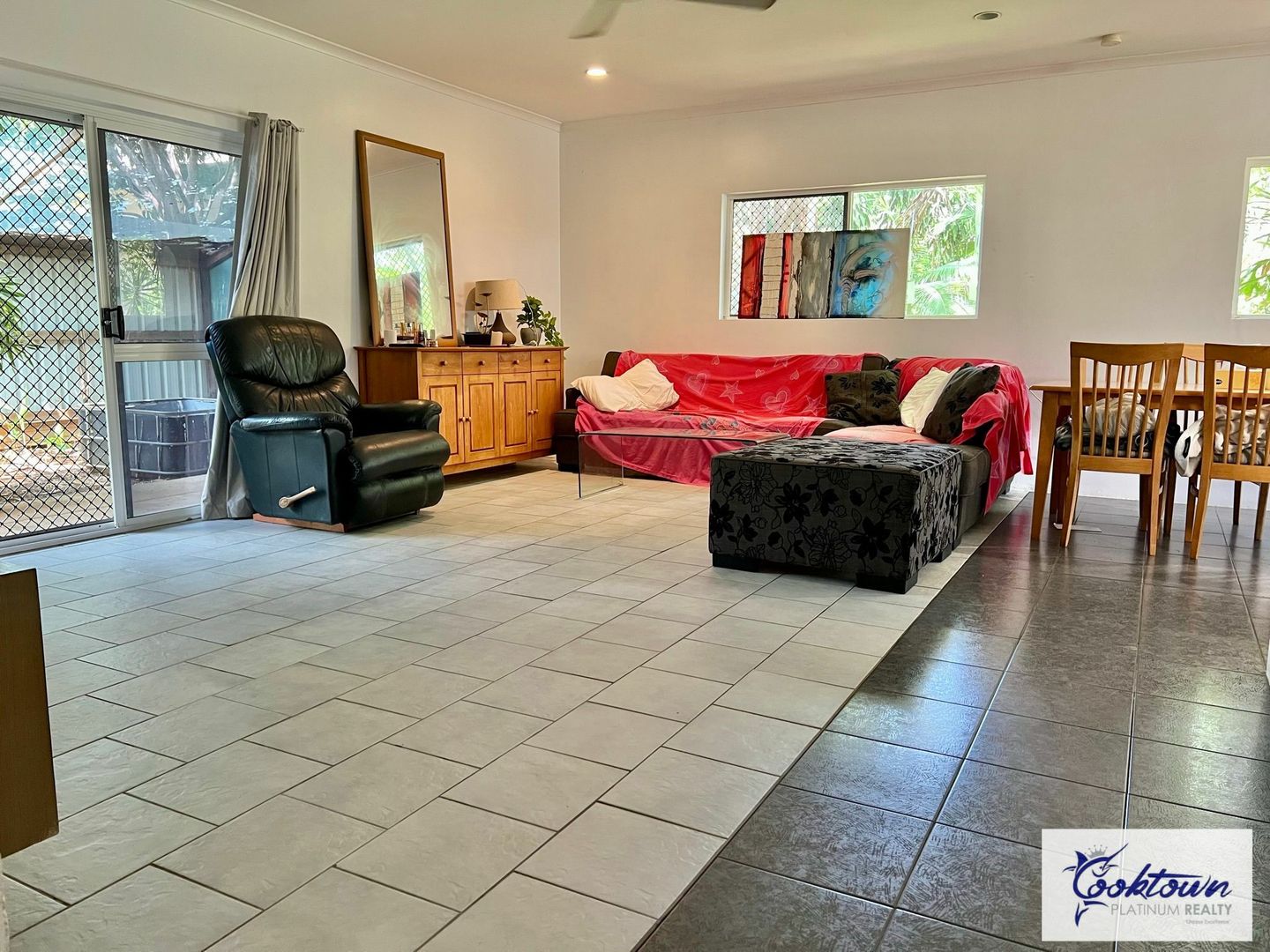 10 Racecourse Rd, Cooktown QLD 4895, Image 2