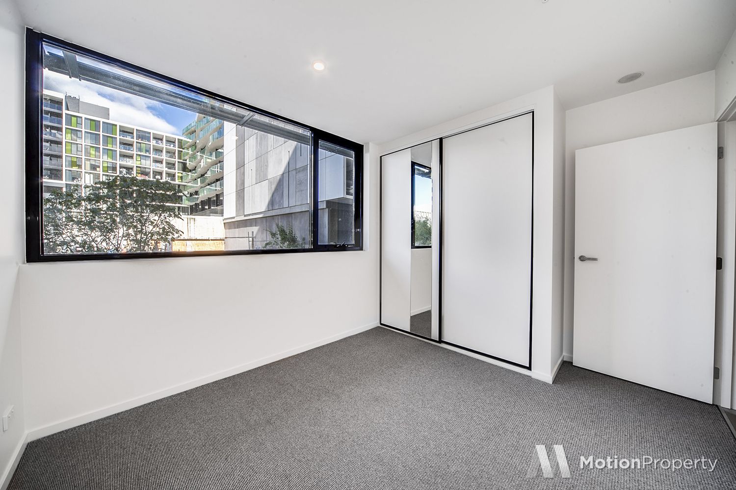 102/20 Shamrock Street, Abbotsford VIC 3067, Image 2