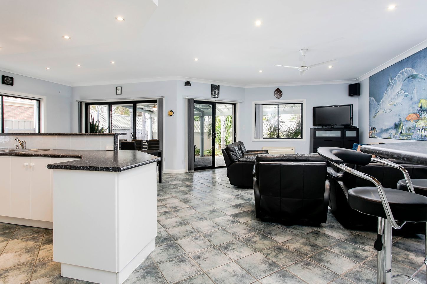 2 Mawson Close, Tennyson SA 5022 House For Rent 730 Domain