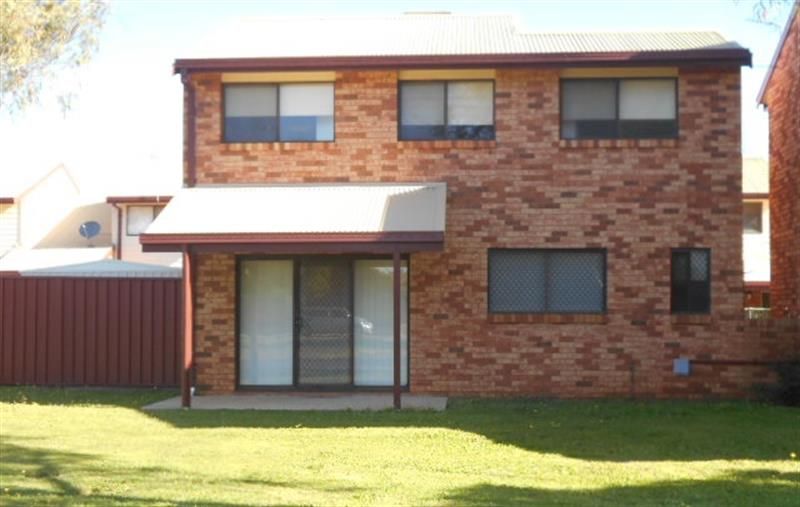 2 bedrooms Townhouse in 8/7 Forrest Crescent DUBBO NSW, 2830