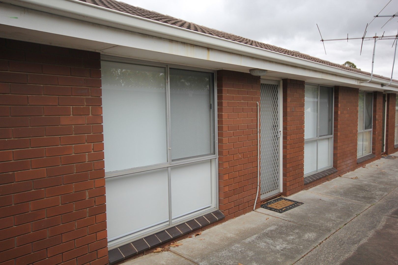 4/10 Volum Street, Manifold Heights VIC 3218 Apartment For Rent