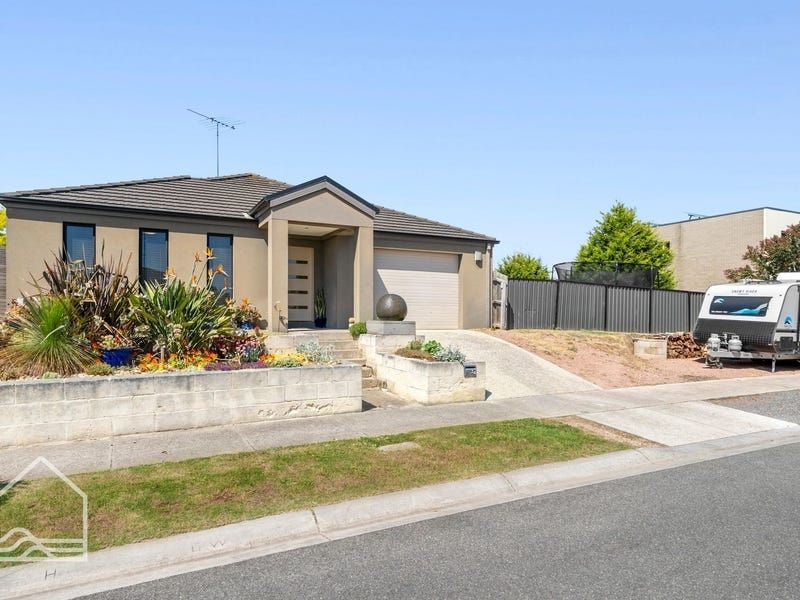 24-25 Parkway Place, Clifton Springs VIC 3222, Image 2