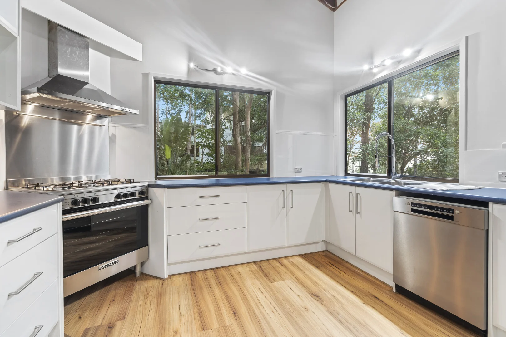 Additional image 16 of 23 Heartwood Avenue, Elanora QLD 4221