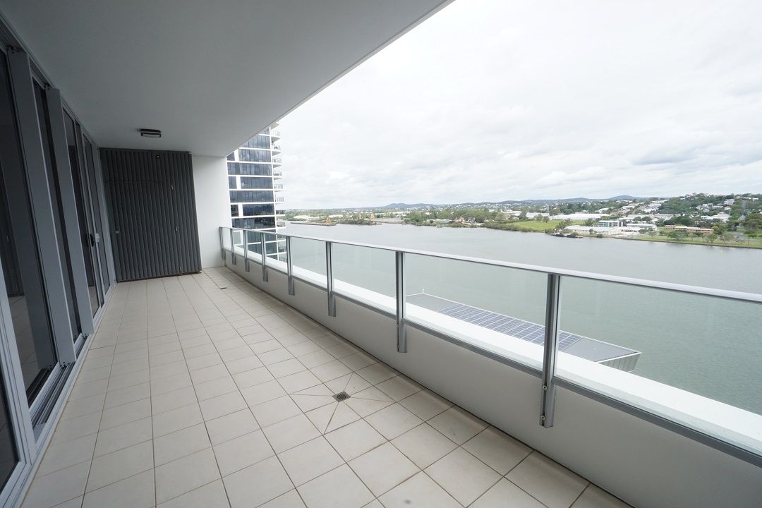 2 bedrooms Apartment / Unit / Flat in 48/37C Harbour Road HAMILTON QLD, 4007