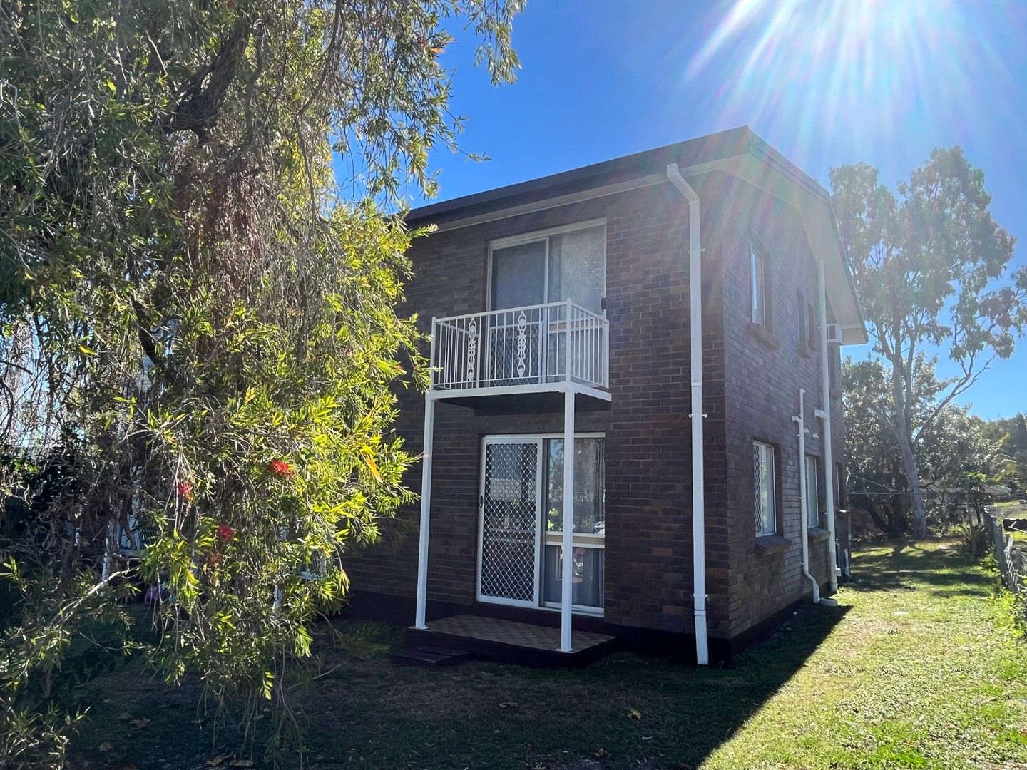 2 bedrooms Apartment / Unit / Flat in 1/281 Carlton Street PARK AVENUE QLD, 4701