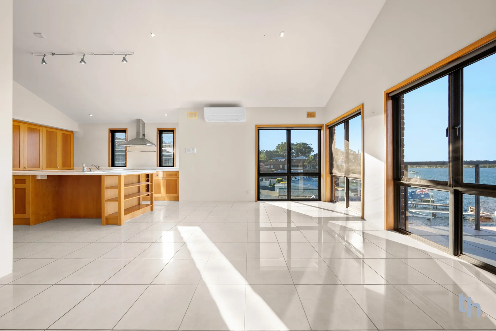 Additional image 10 of 107 Fishing Point Road, Fishing Point NSW 2283