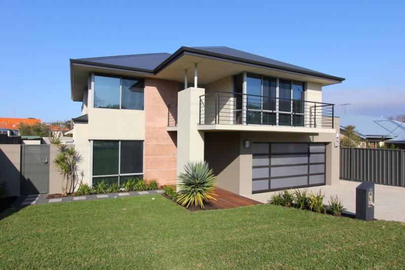 4 bedrooms House in 46A Bristol Street BICTON WA, 6157
