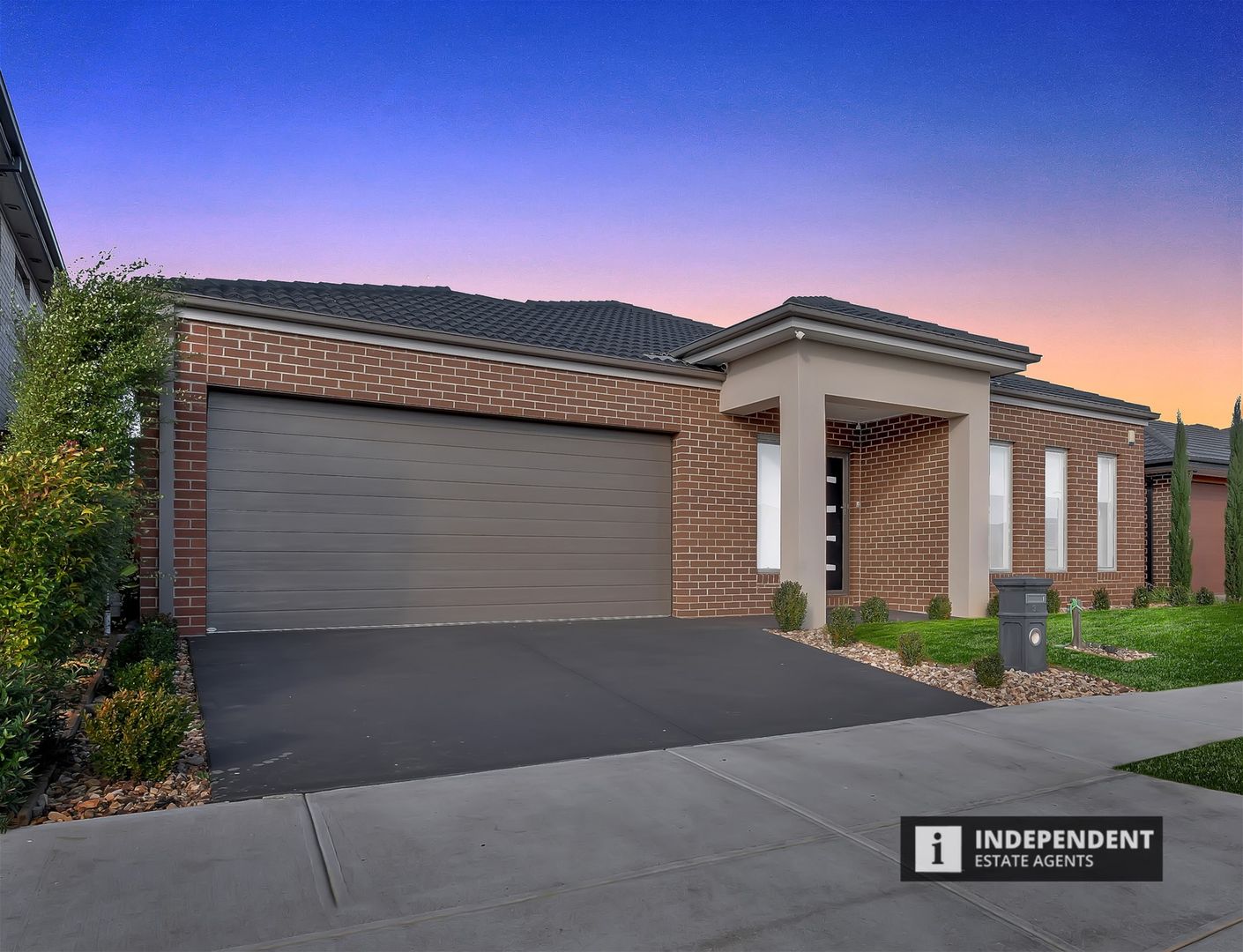 30 Mandura Crescent, Harkness VIC 3337, Image 2