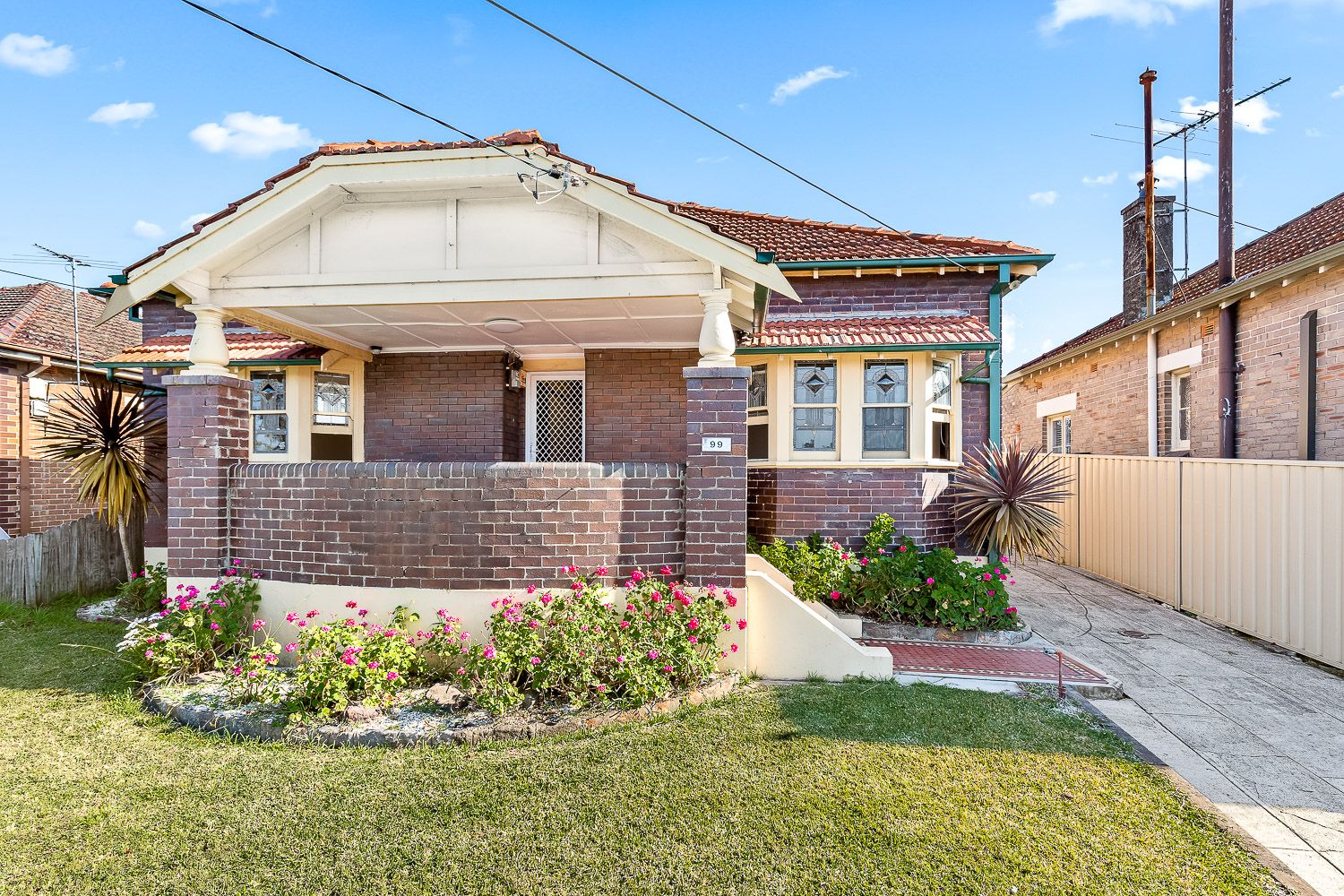 4 bedrooms House in 99 Park Road KOGARAH BAY NSW, 2217