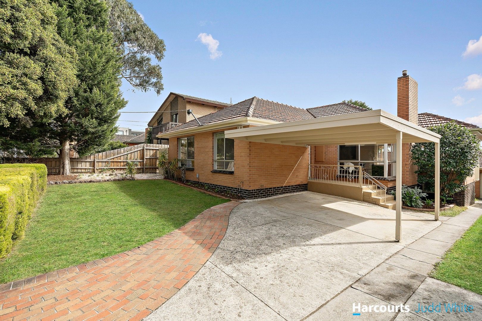 3 bedrooms Apartment / Unit / Flat in 1/57 Townsend Street GLEN WAVERLEY VIC, 3150