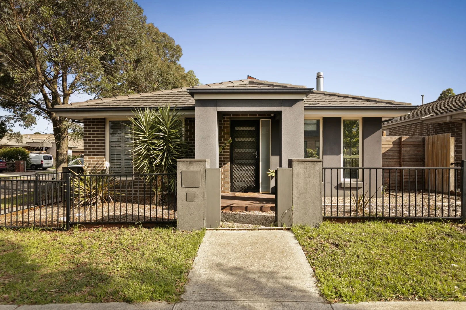 2 Topaz Way, Officer VIC 3809